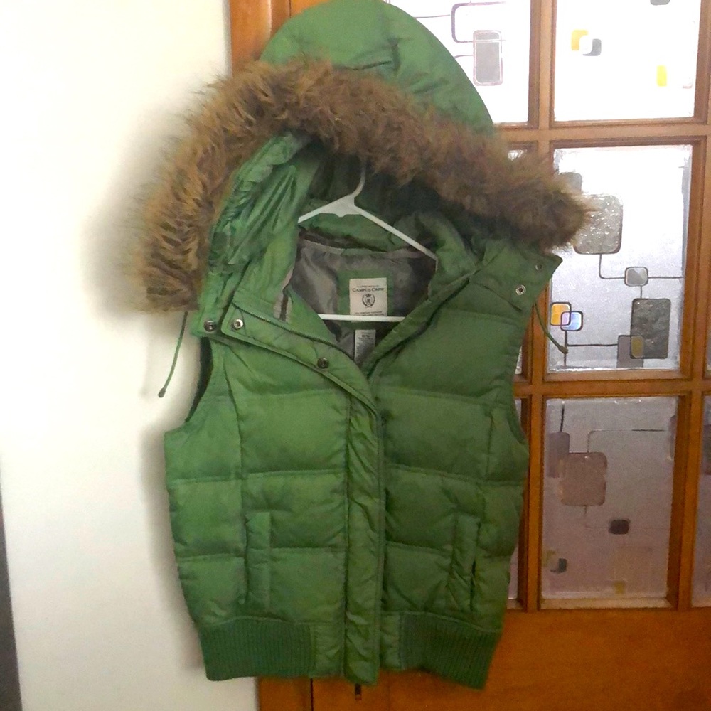 Women’s size medium vest with hood